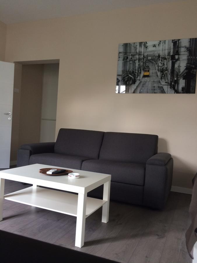H&M Lux Appartment Downtown New Belgrado Buitenkant foto