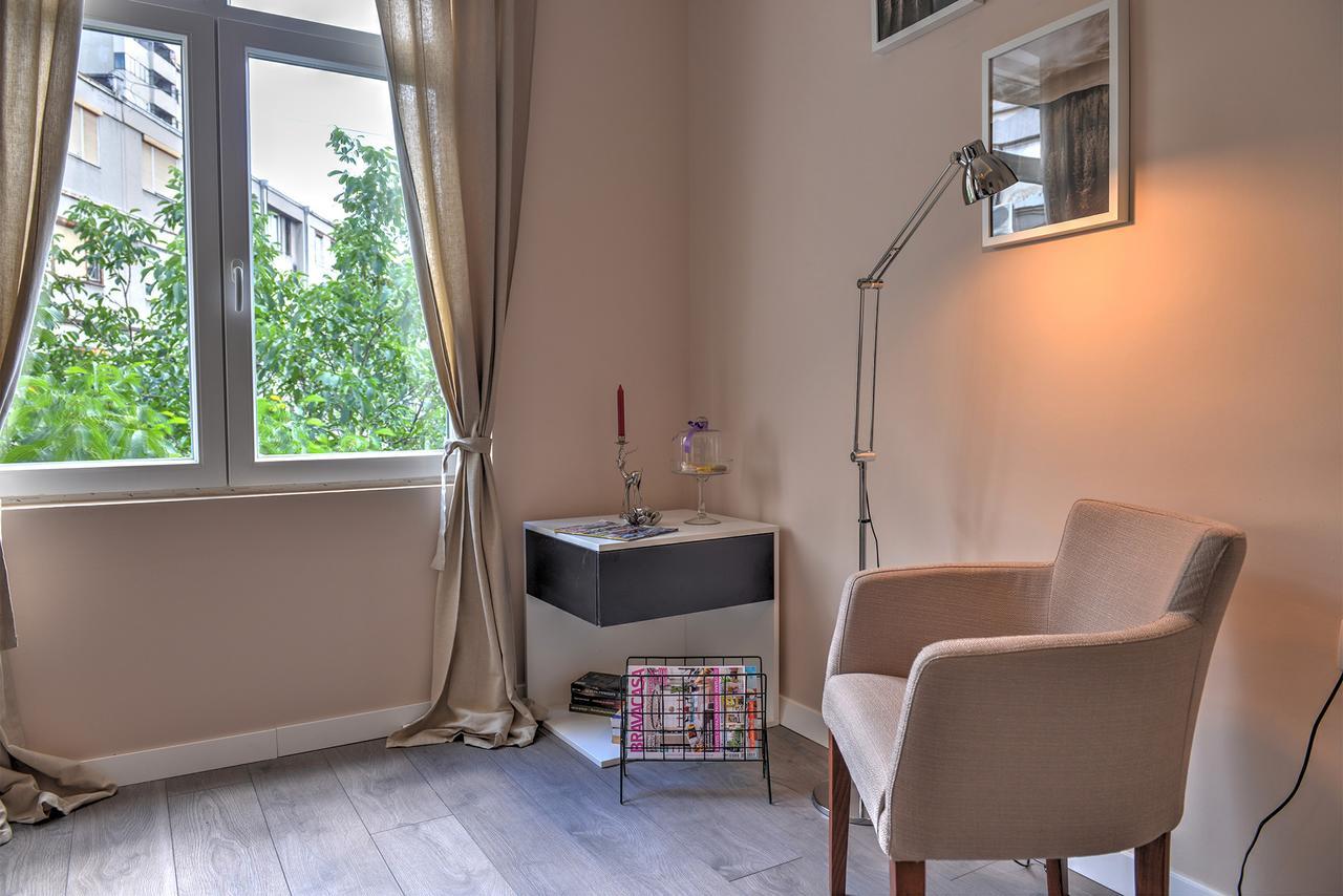 H&M Lux Appartment Downtown New Belgrado Buitenkant foto